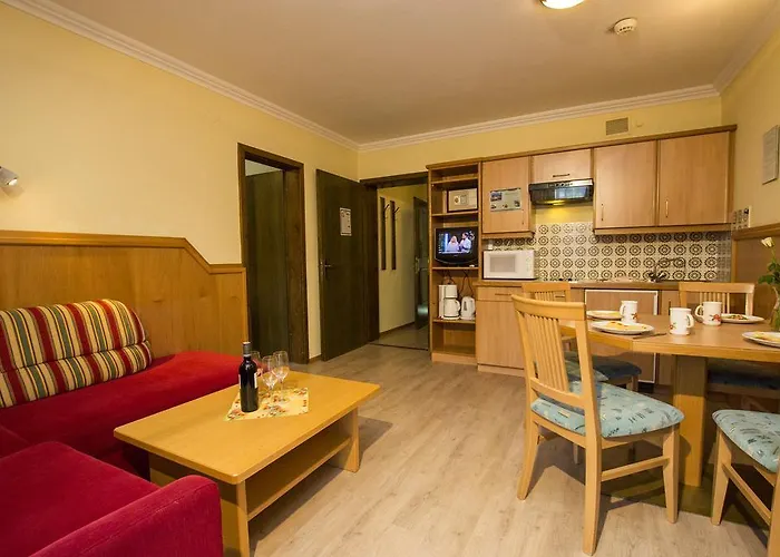 Panorama 아파트호텔 3*